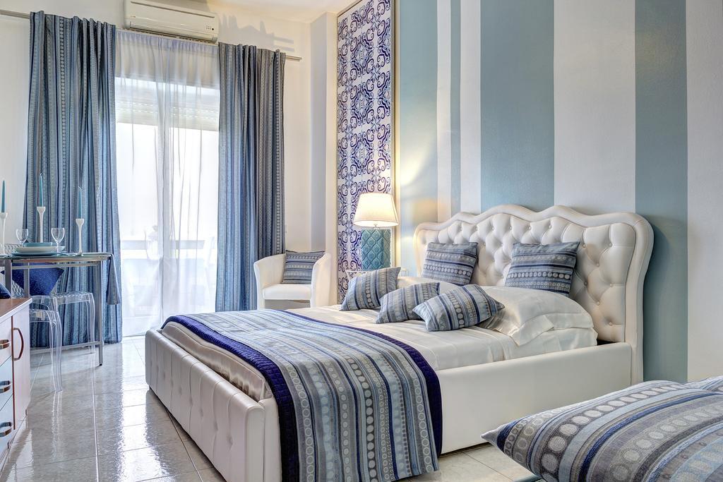 Suitehome Taormina Giardini Naxos Room photo