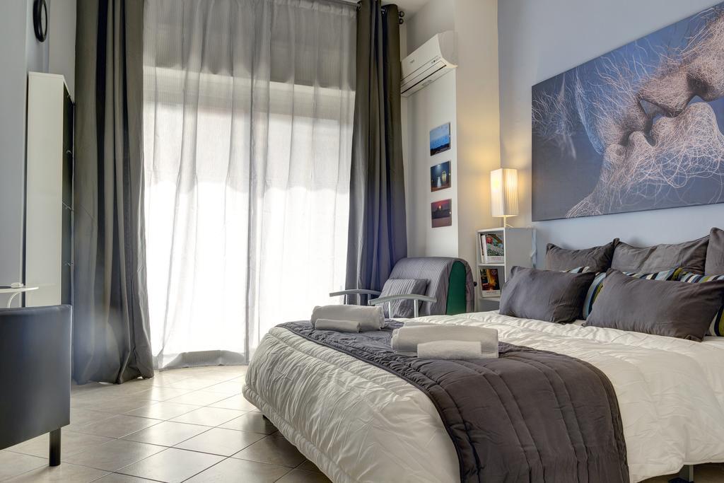 Suitehome Taormina Giardini Naxos Room photo