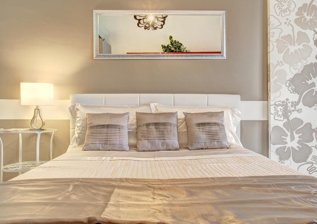 Suitehome Taormina Giardini Naxos Room photo